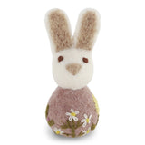 Kleiner gefilzter Hase mit Stickerei / Blume lavendel