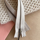 Zipper 23cm sand