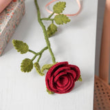 Gefilzte rote Rose / lang