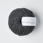 Knitting_for_Olive_Heavy_Merino_slate_gray_skifergra