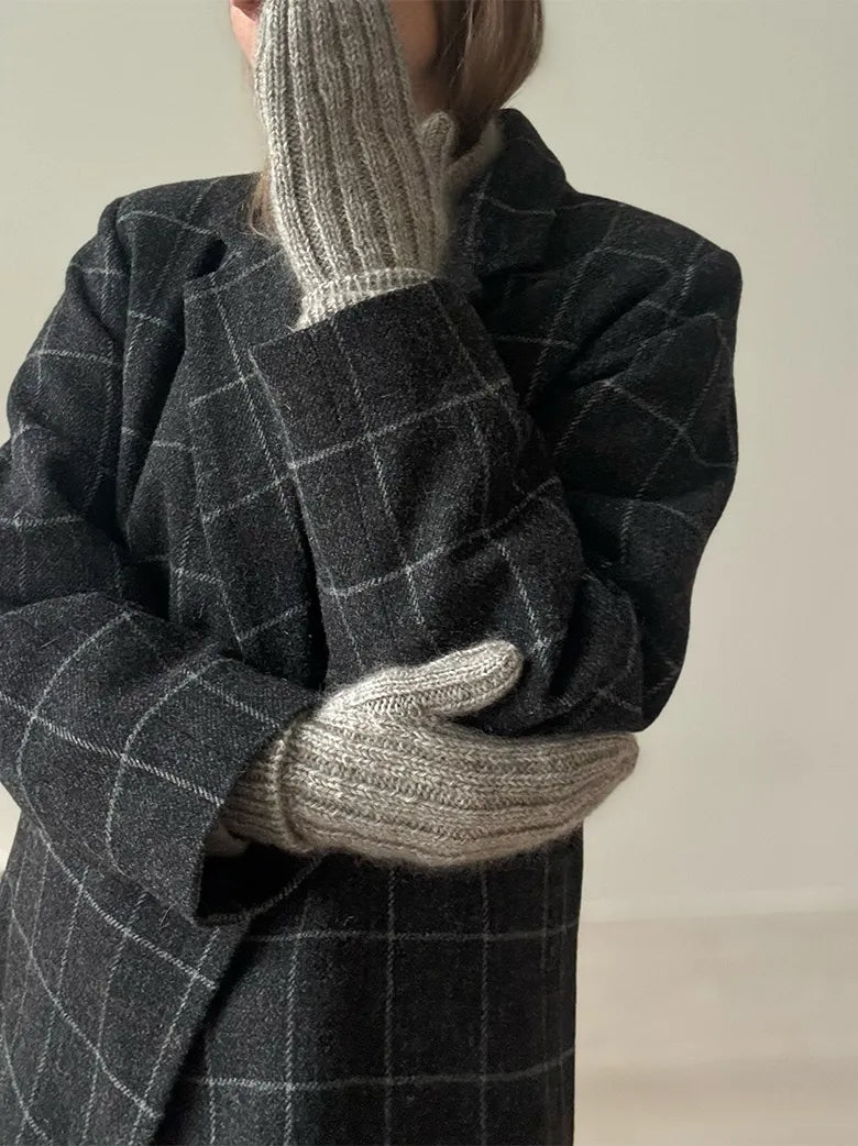 DUAL LOOP MITTENS