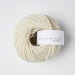 Knitting_for_Olive_Heavy_Merino_cream_flode