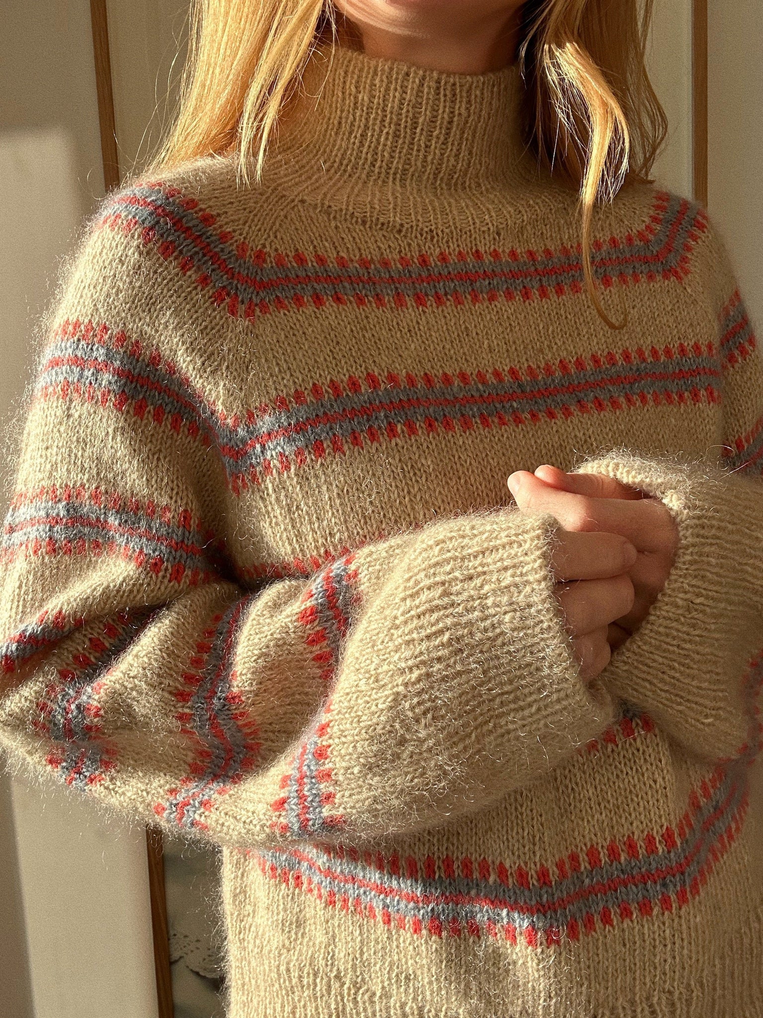 Strickset Norma Sweater – top-down gestrickter Raglanpullover aus Isager Tweed und Silk Mohair