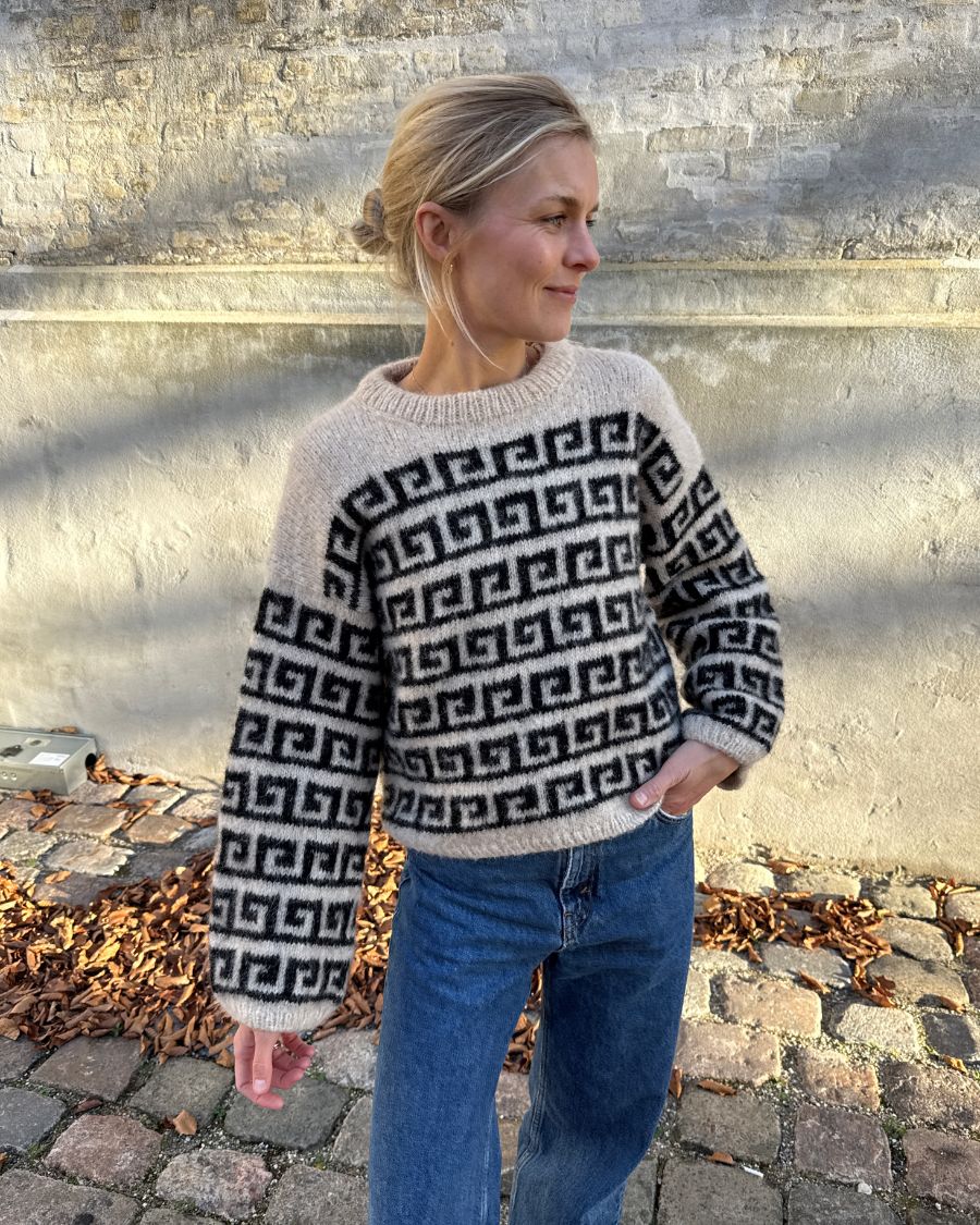 ATHENE SWEATER