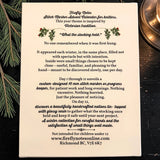 Rückseite des Firefly Notes Adventskalenders 2026 „What the stocking held“ mit Beschreibung des Inhalts: 11 Maschenmarkierer und eine Aufbewahrungsdose