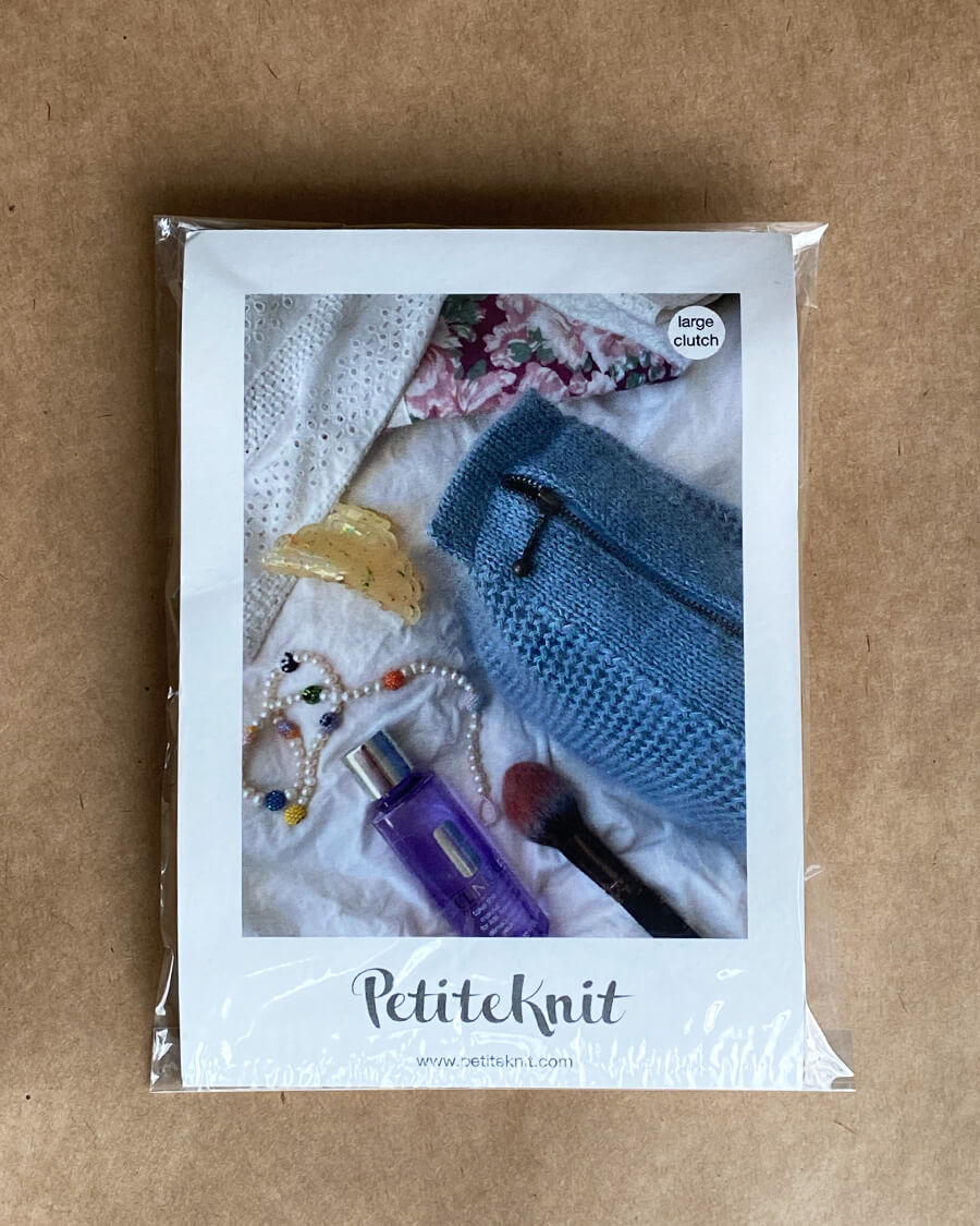 Futter für eine große Clutch mit Reißverschluss